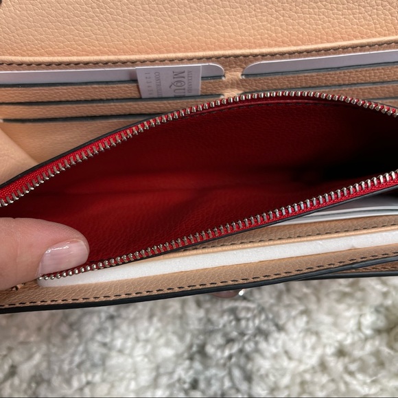 Alexander McQueen Skull Wallet Crossbody Bag on Silver Chain Leather Pink - Picture 13 of 17